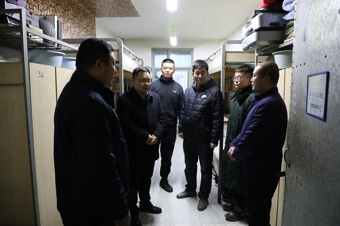 点击在新窗口打开