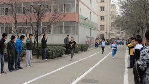 点击在新窗口打开