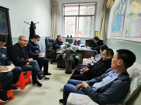 点击在新窗口打开